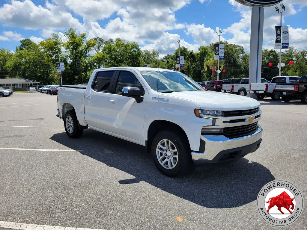 Used 2021 White Chevrolet LT image 8