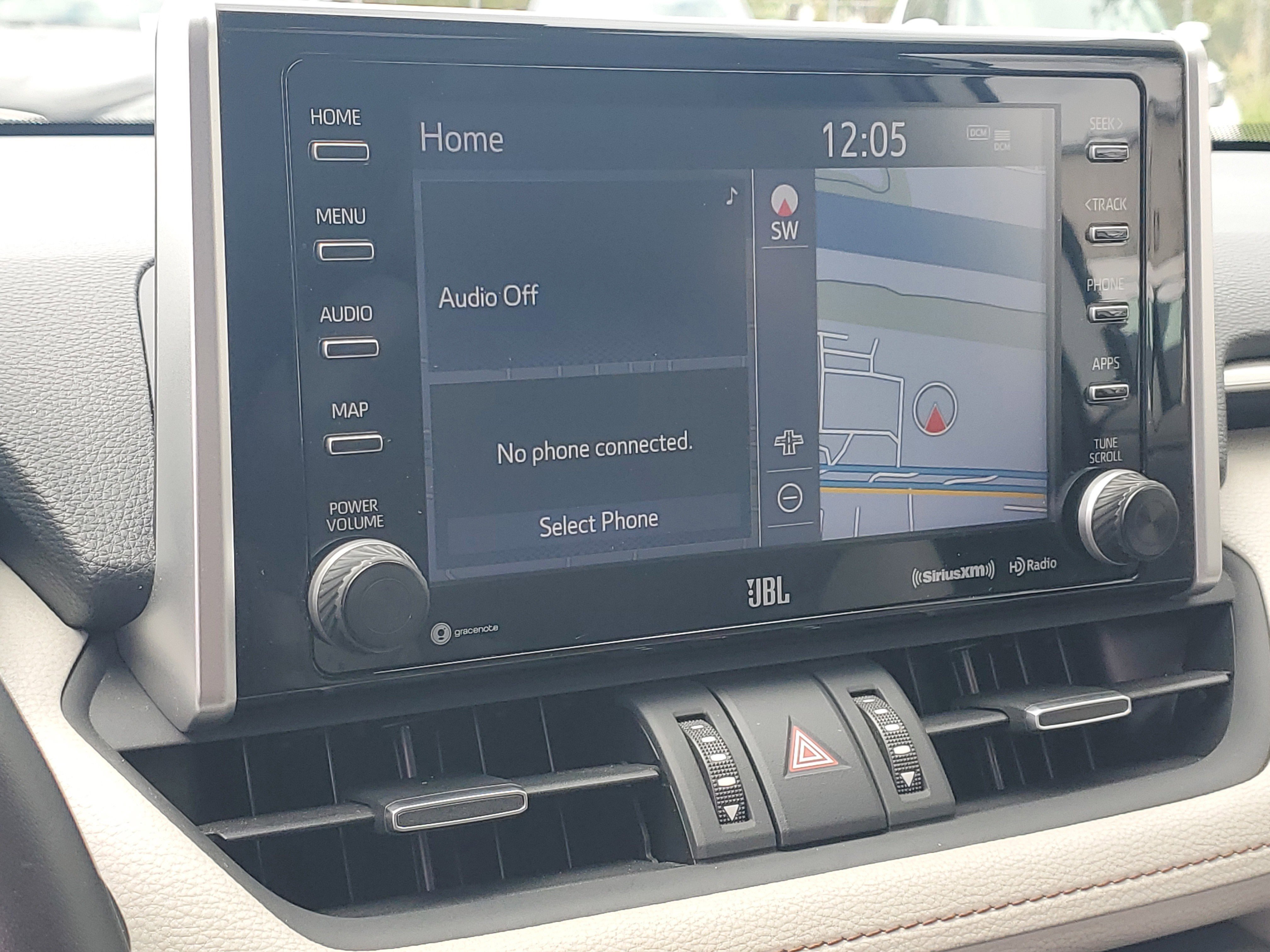 Used 2020 Blizzard Pearl Toyota Hybrid Limited image 27