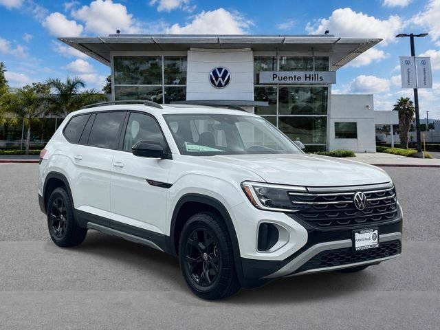2026 Volkswagen Atlas 2.0T Peak Edition