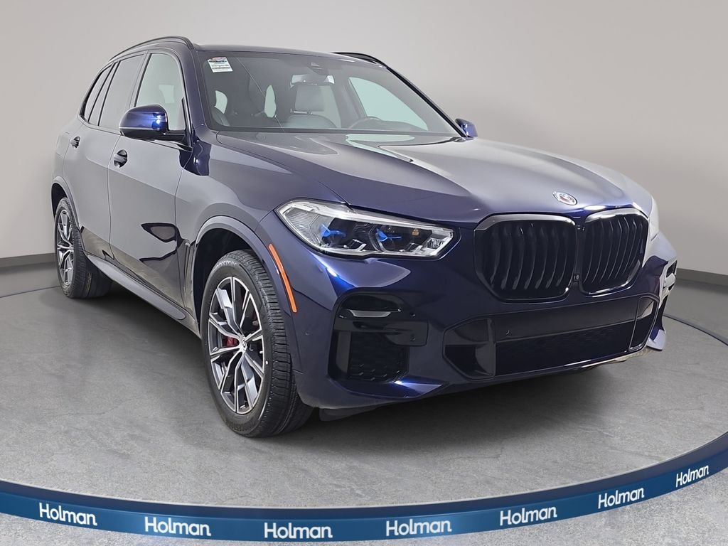 Used 2022 Tanzanite Blue II Metallic BMW M50i image 4