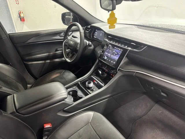 Used 2024 Gray Jeep Altitude X image 26