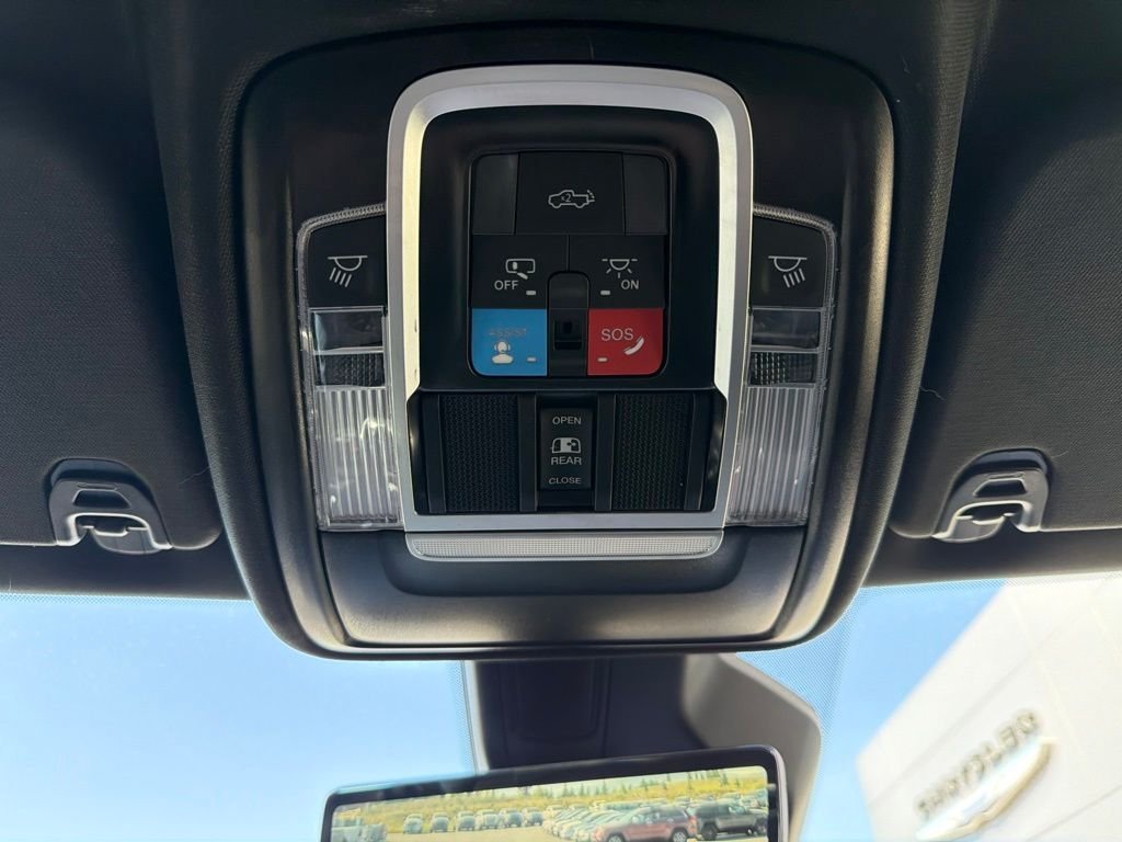 Used 2025 Silver Ram Limited image 32