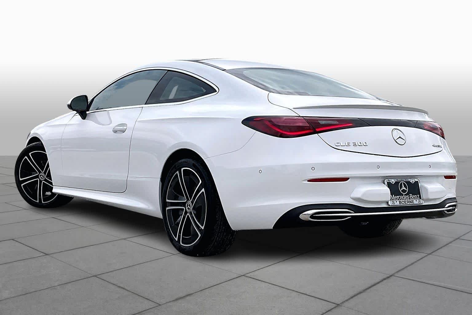 New 2026 MANUFAKTUR Moonlight White Metallic Mercedes-Benz CLE 300 image 3