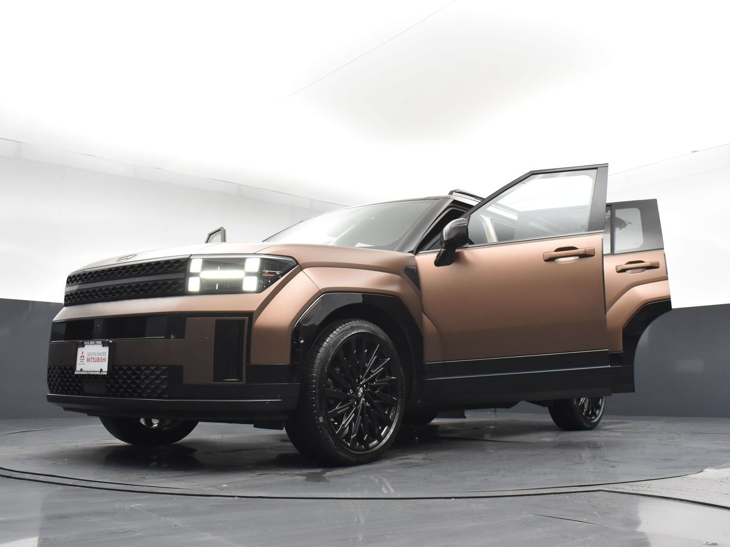 Used 2024 Earthy Brass Matte Hyundai Calligraphy image 35