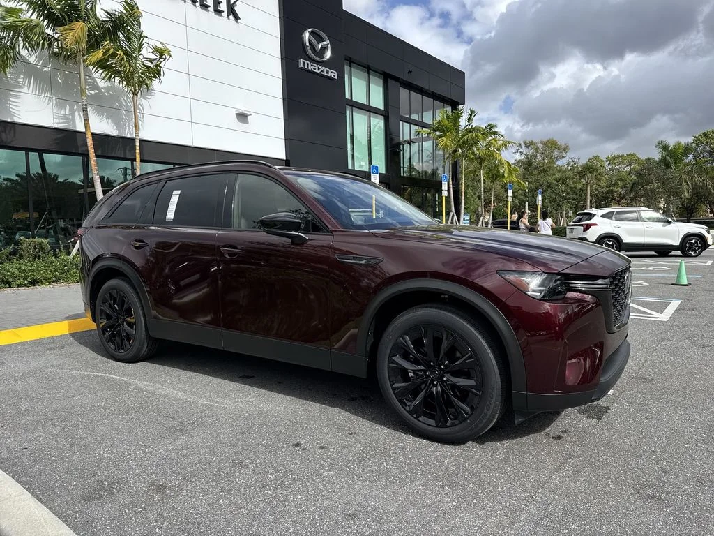 2026 Mazda CX-90 Premium Package - Photo 6