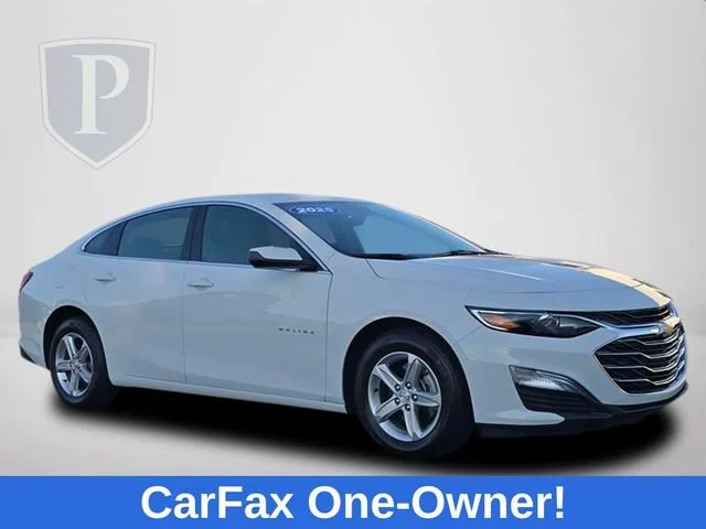 Used 2025 Summit White Chevrolet LS image 2