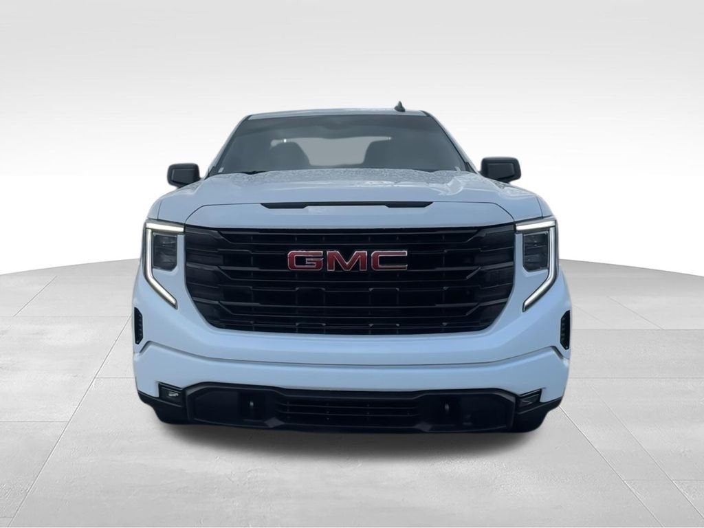 Used 2023 White GMC Elevation image 3