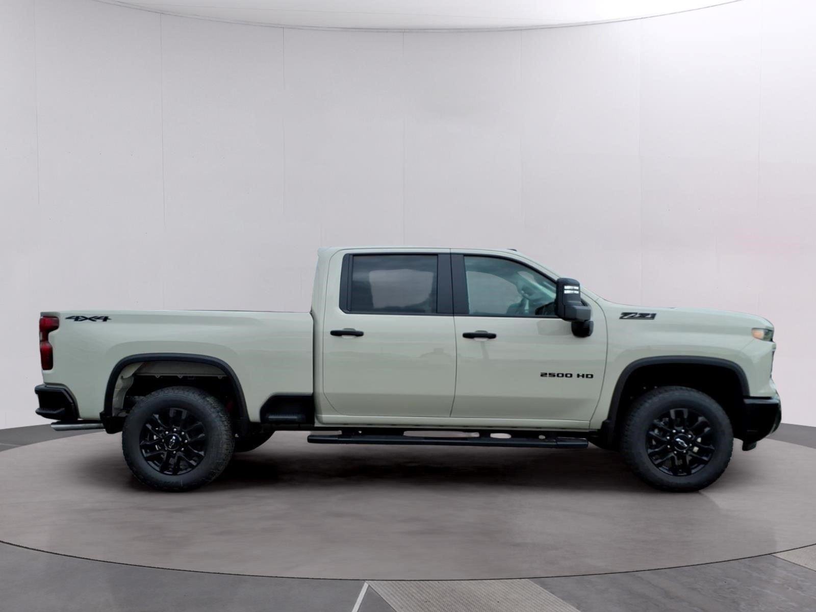 New 2026 White Sands Chevrolet Custom image 6