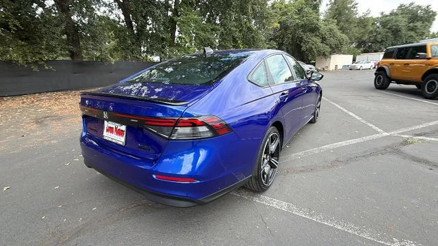 New 2026 Still Night Pearl Honda Sport Hybrid image 4