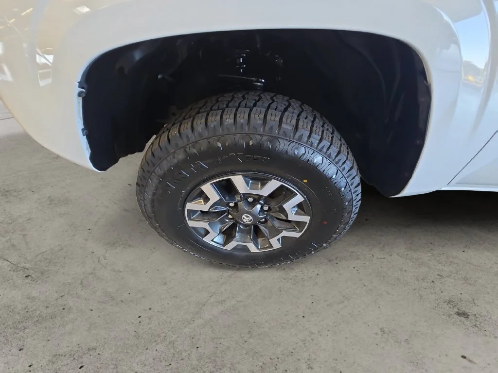 Used 2021 White Toyota SR image 13