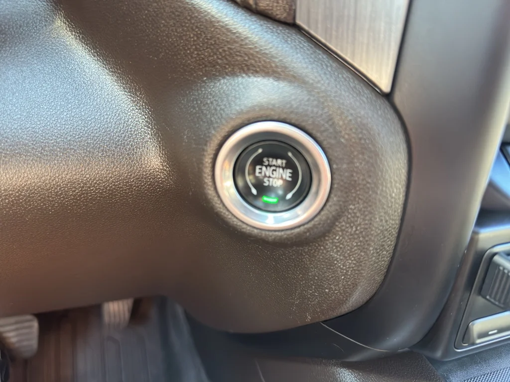 Used 2020 Satin Steel Metallic GMC Denali image 28
