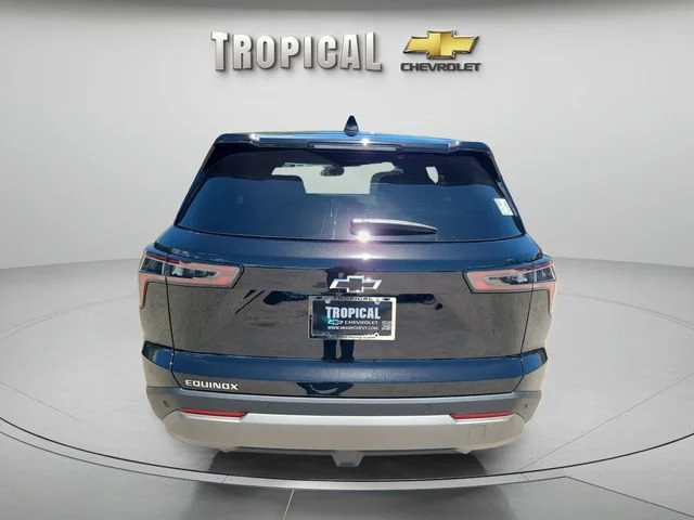 New 2027 Mosaic Black Metallic Chevrolet LT image 4