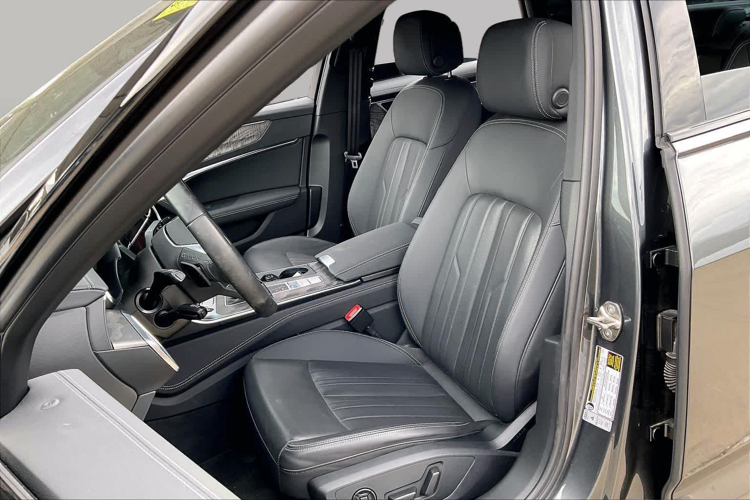 Used 2024 Daytona Gray Pearl Effect Audi Premium Plus image 8
