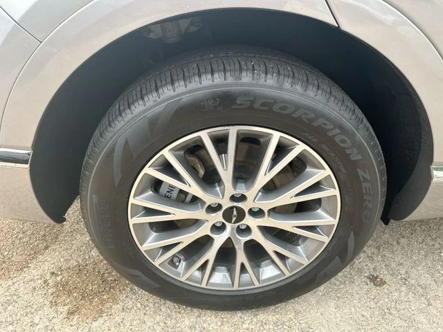 Used 2026 Silver Genesis 2.5T image 48