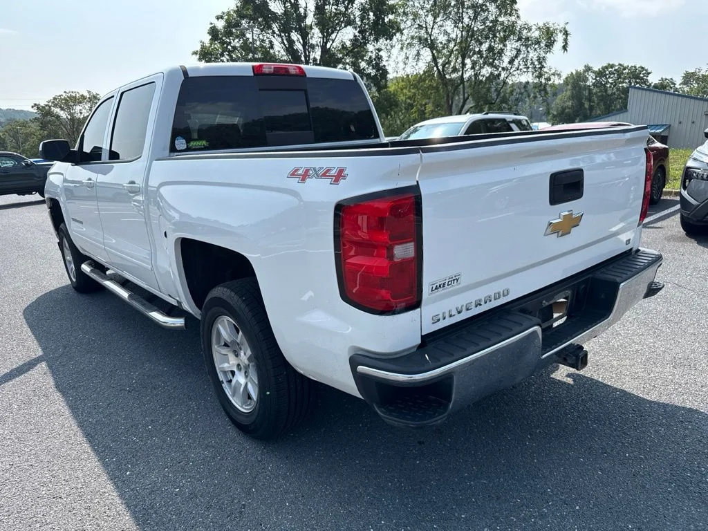 Used 2017 White Chevrolet LT image 3