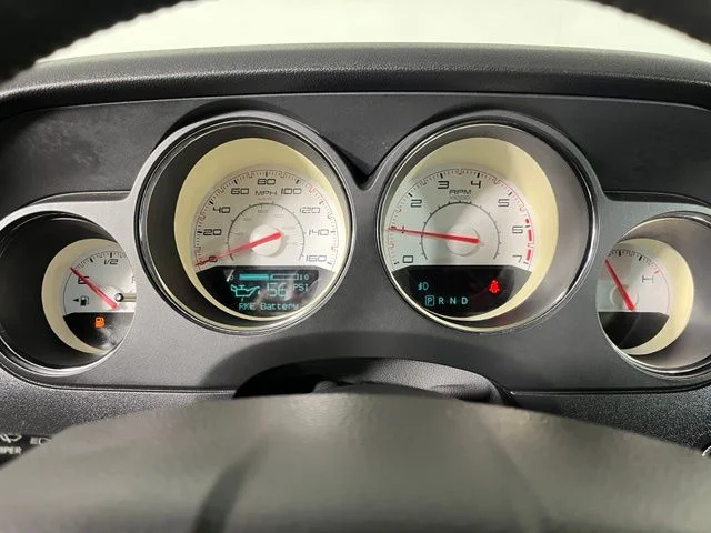 Used 2014 Gray Dodge R/T image 23