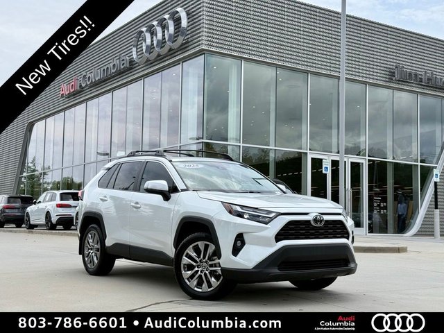 2025 Toyota RAV4 XLE Premium