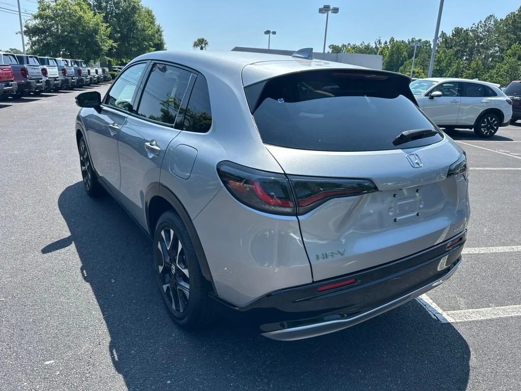 New 2027 Solar Silver Metallic Honda EX-L image 5