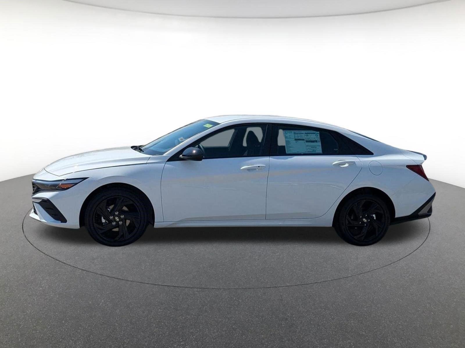 New 2026 Serenity White Hyundai SEL Sport image 6