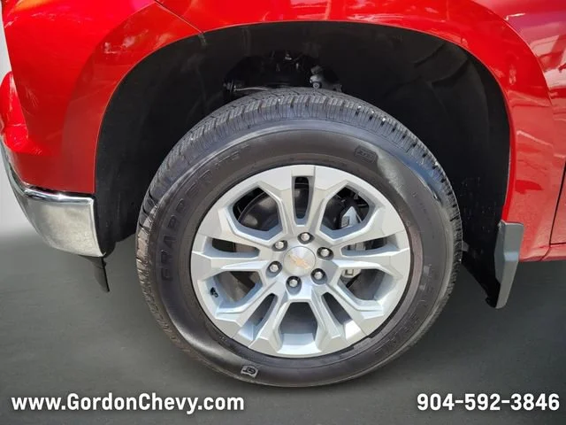 2025 Chevrolet Silverado 1500 LTZ - Photo 13