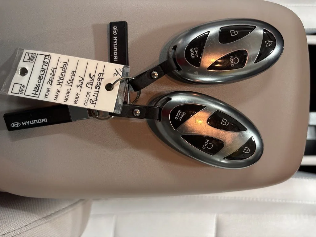 Certified Used 2024 Blue Hyundai SEL image 30