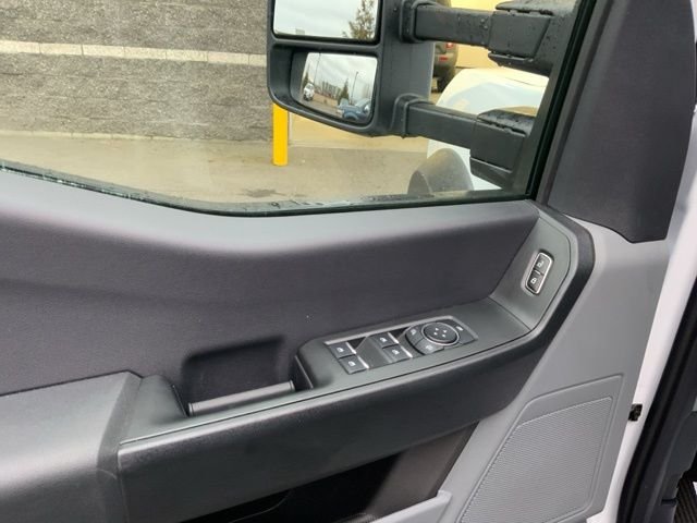 2024 Ford F-550 Super Duty Chassis Cab XL - Photo 13