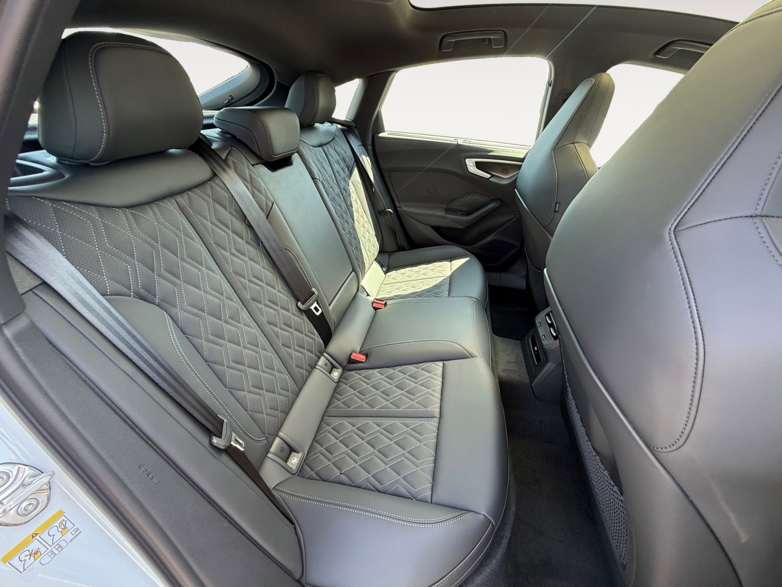 New 2026 Glacier White Metallic Audi Premium Plus 3.0 TFSI quattro image 18