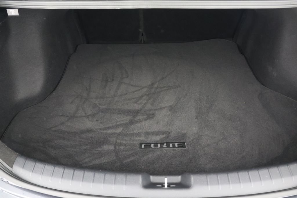 Used 2023 Gray Kia LXS image 18