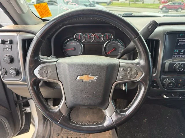 Used 2016 Silver Chevrolet LT image 14