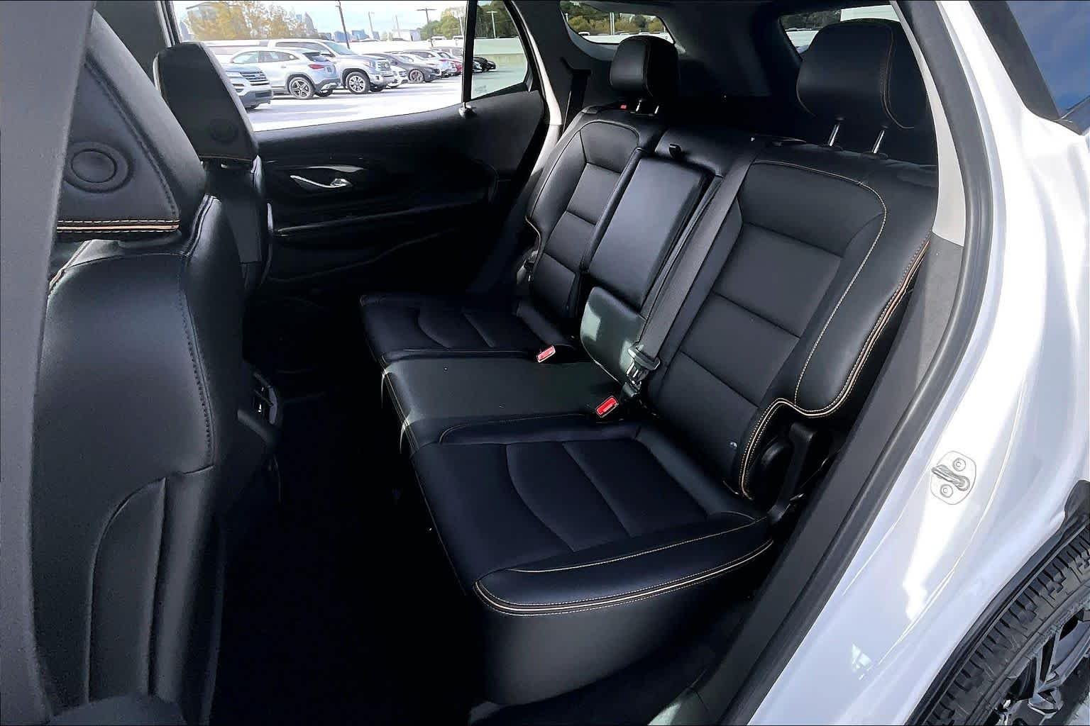 Used 2024 Summit White GMC AT4 image 36