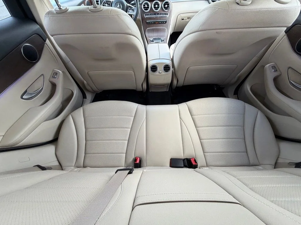 Used 2022 Black Mercedes-Benz GLC 300 image 59