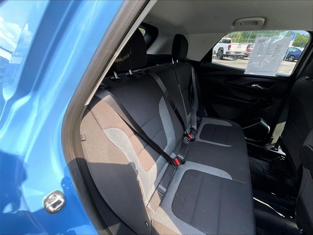 Used 2024 Fountain Blue Chevrolet LT image 16