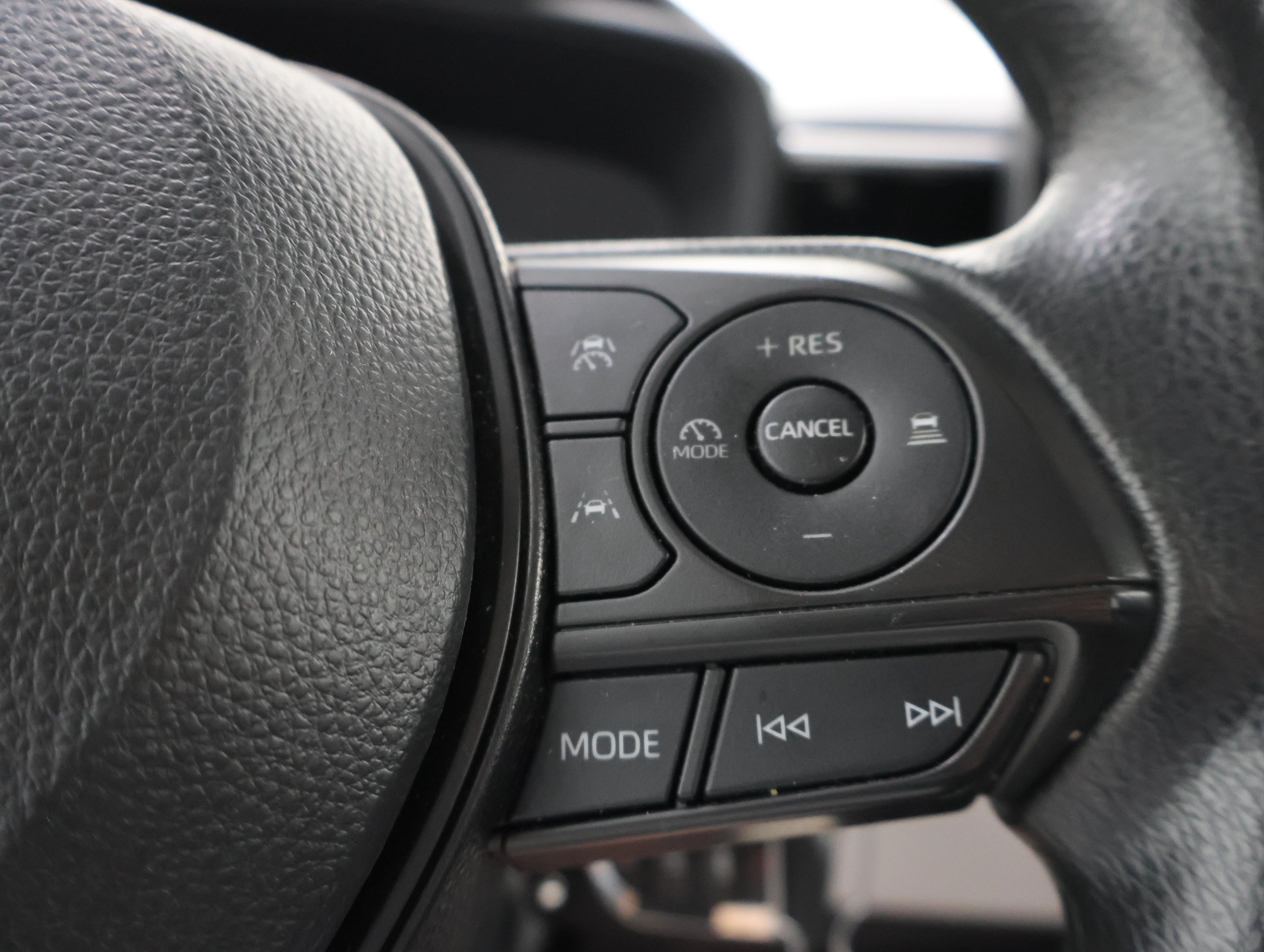 Used 2024 Ice Cap Toyota LE image 14