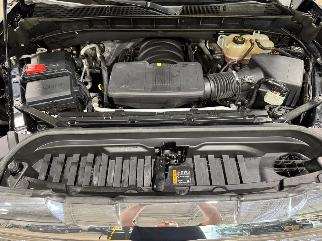 Used 2023 Onyx Black GMC Denali image 31