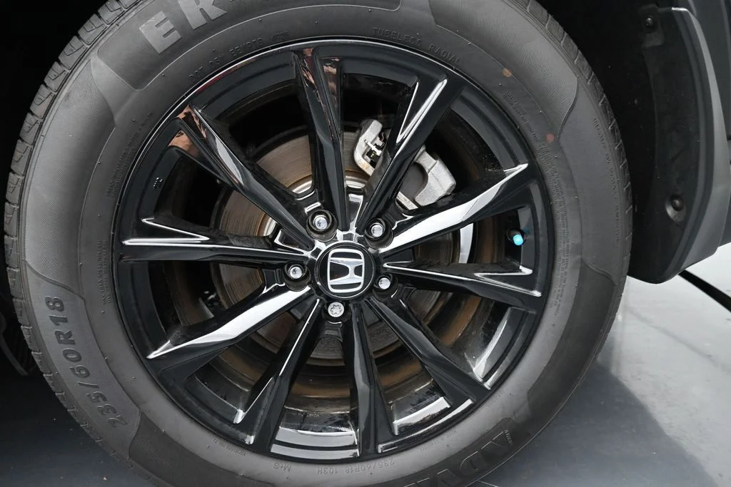 Used 2024  Honda Sport image 15
