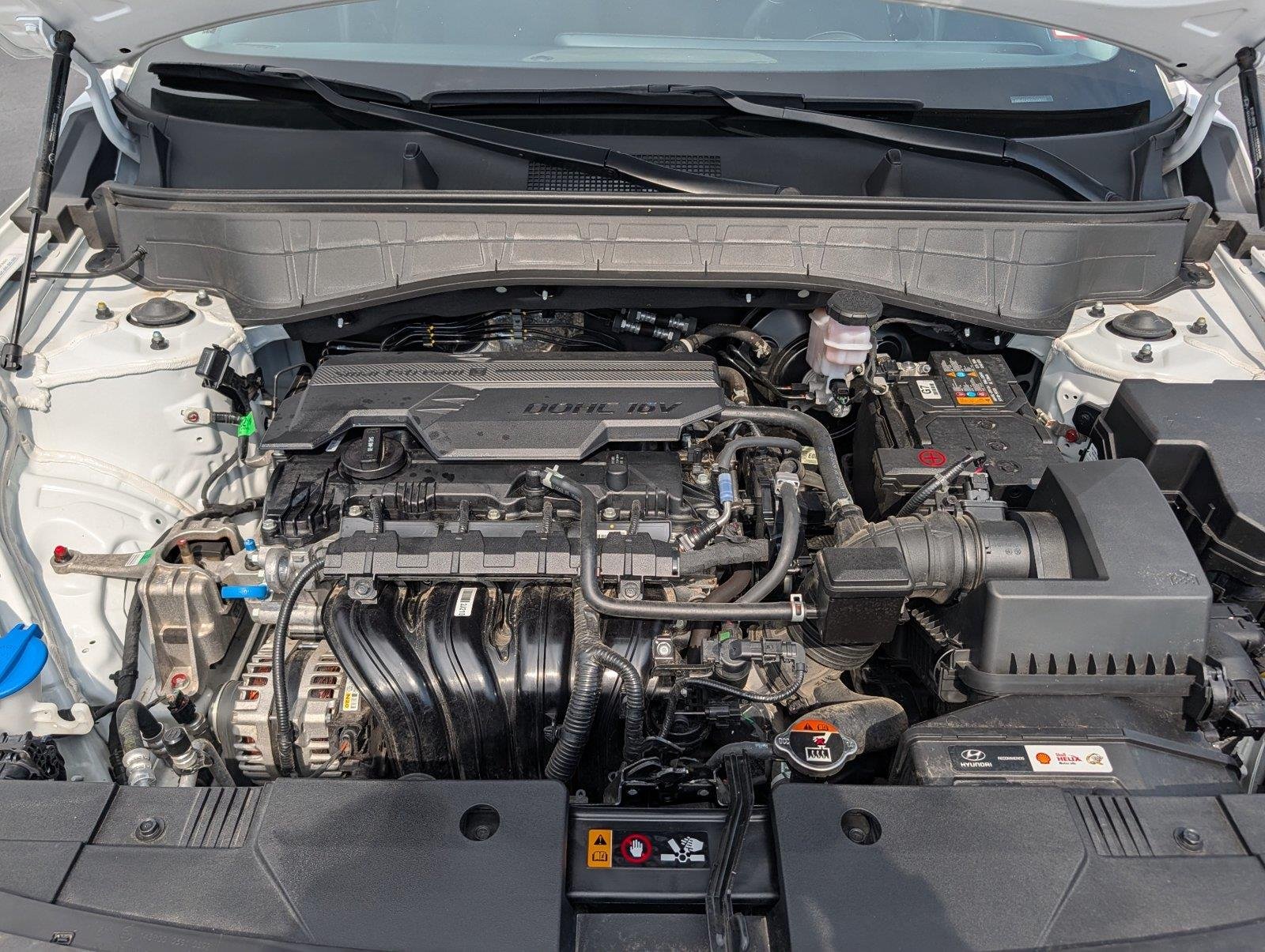 Used 2025 Atlas White Hyundai SEL image 34