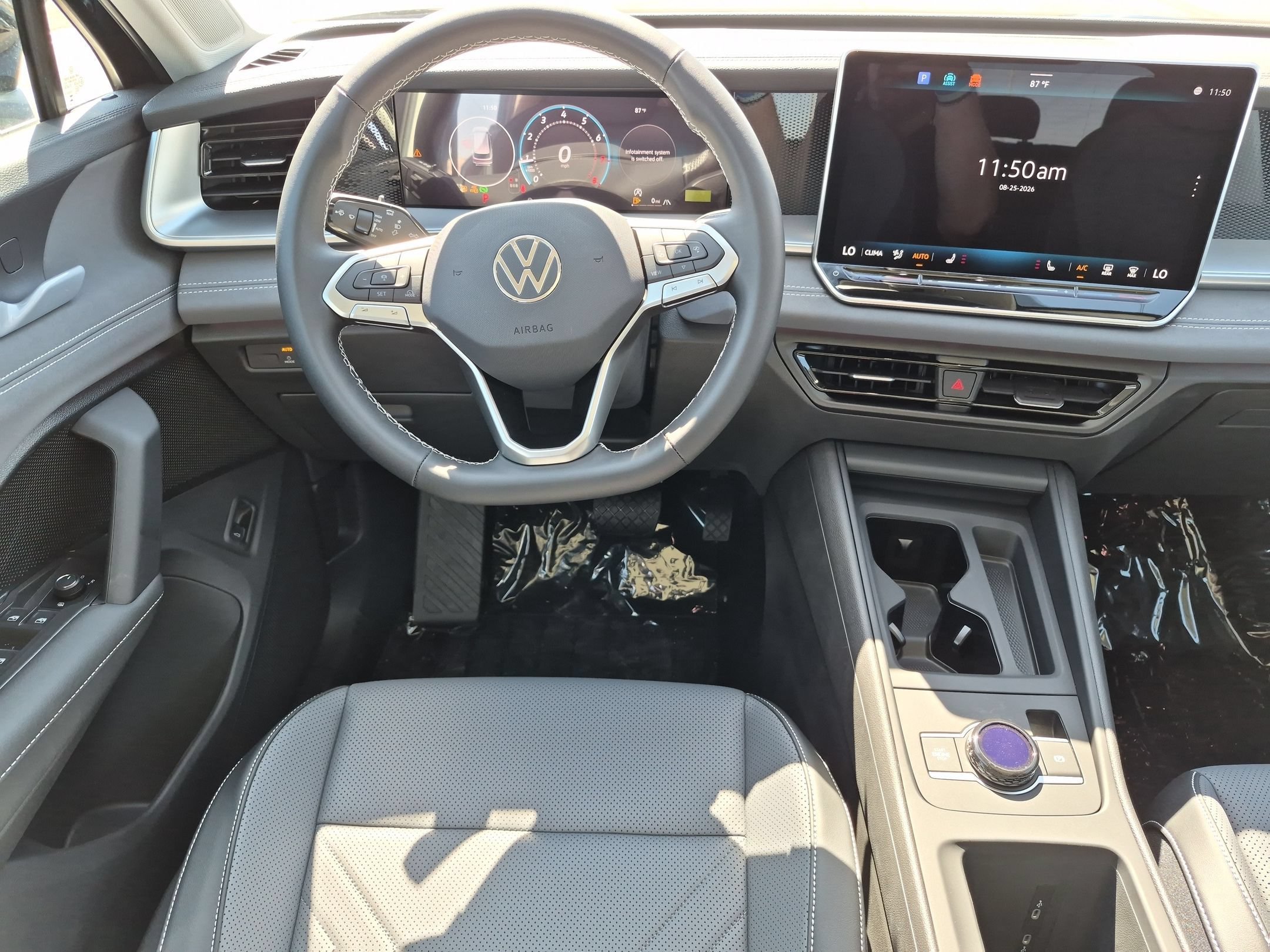 New 2026 Deep Black Pearl Volkswagen SE image 10