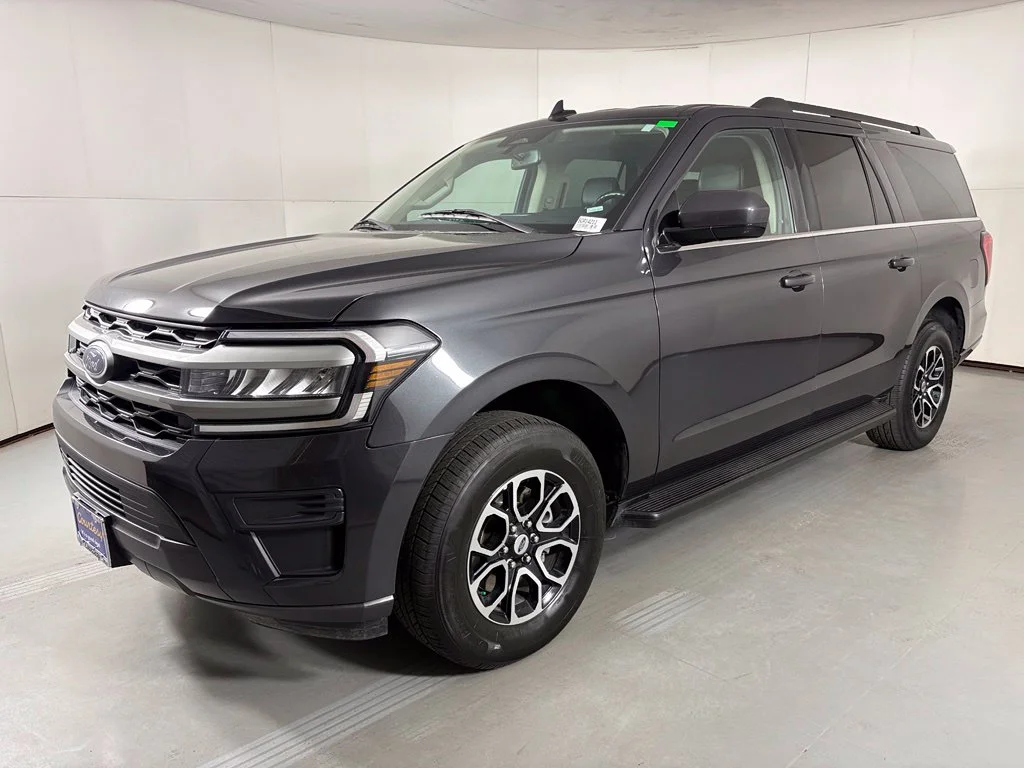 Used 2024 Gray Ford XLT image 4