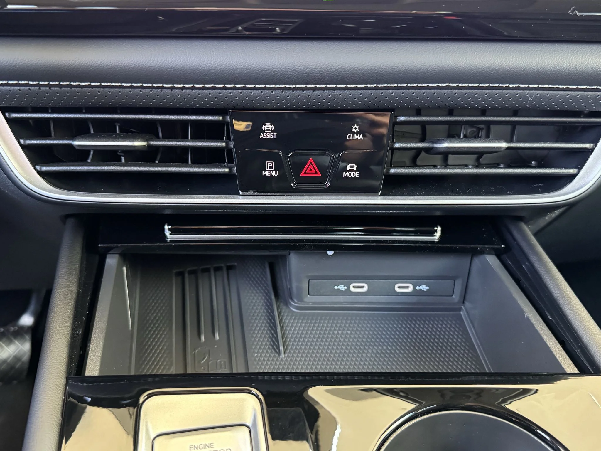 New 2026 Deep Black Pearl Volkswagen 2.0T SE w/Technology image 24
