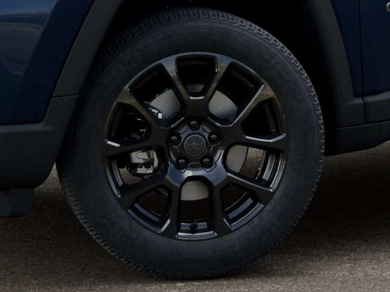 New 2026 Fathom Blue Pearl-Coat Exterior Paint Jeep Latitude image 8