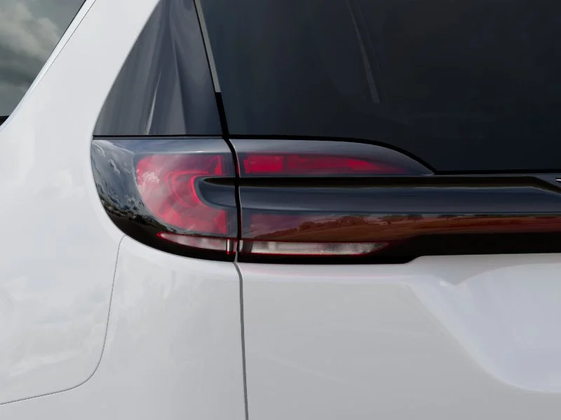 New 2027 Bright White Clear-Coat Exterior Paint Chrysler Select image 44