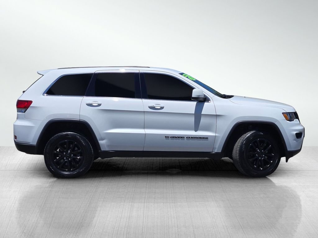 Certified Used 2022 Bright White Clearcoat Jeep Laredo X image 3