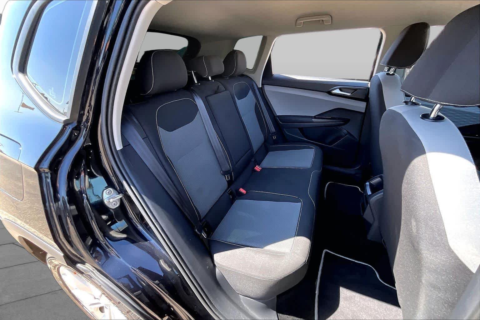 Used 2023 Deep Black Pearl Volkswagen S image 18