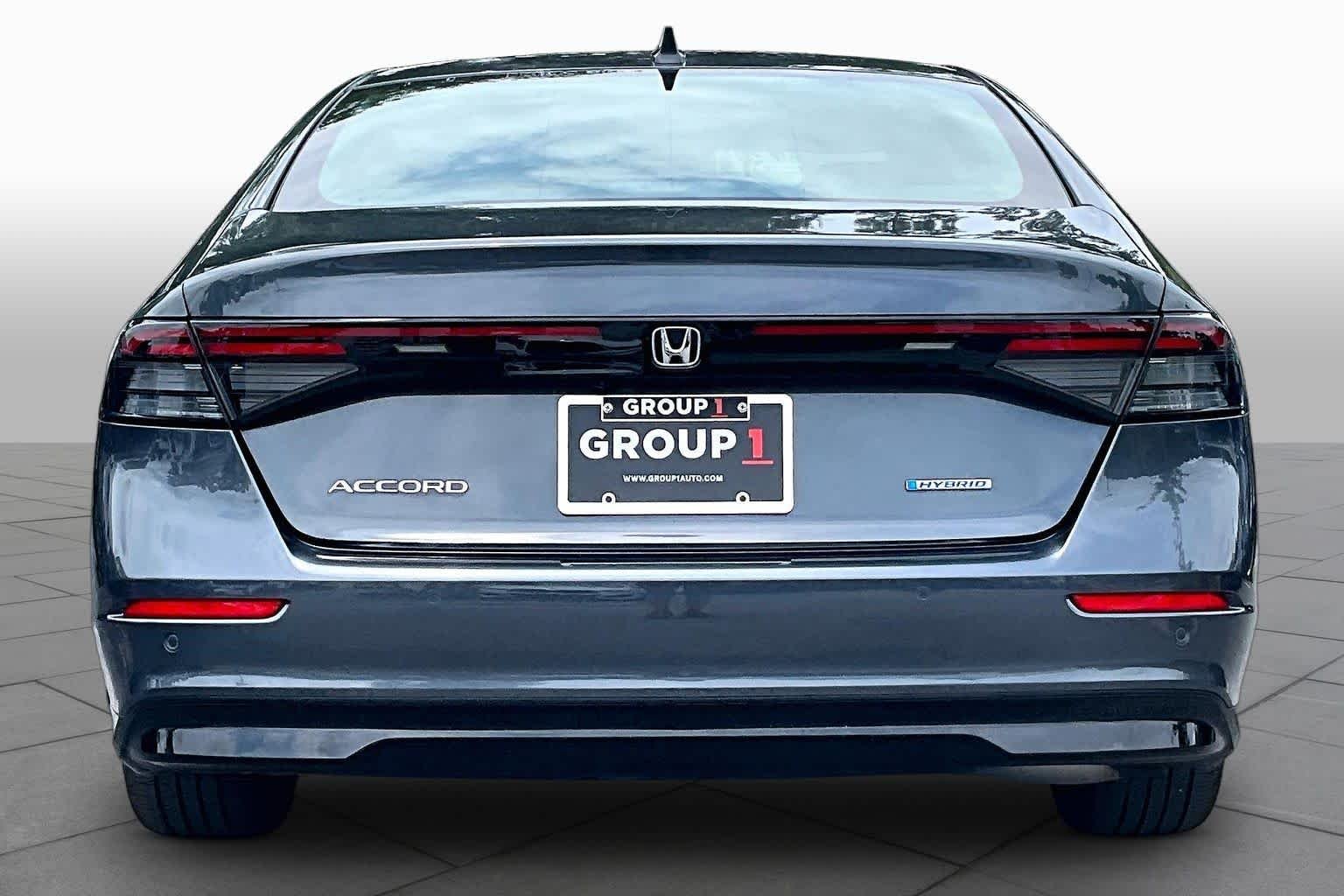 Used 2024 Meteorite Gray Metallic Honda EX-L image 5