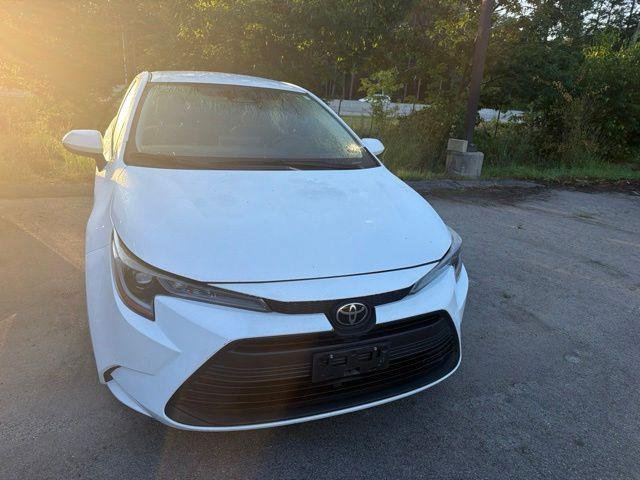Certified Used 2024 Ice Toyota LE image 30