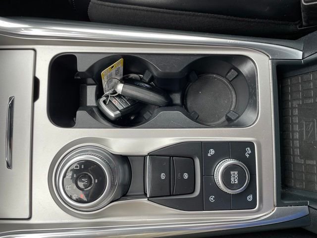 Certified Used 2020 Black Metallic Ford Platinum image 32