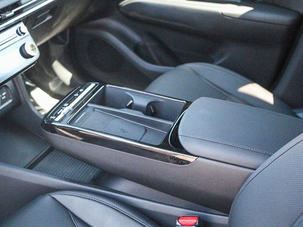 Used 2026 Blue Hyundai SEL Convenience image 20