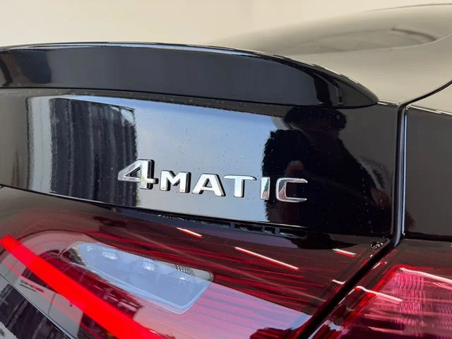 New 2027 Black Mercedes-Benz GLC 300 image 37