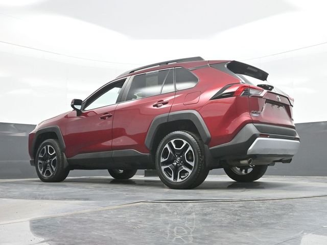 Used 2019 Red Toyota Adventure image 19