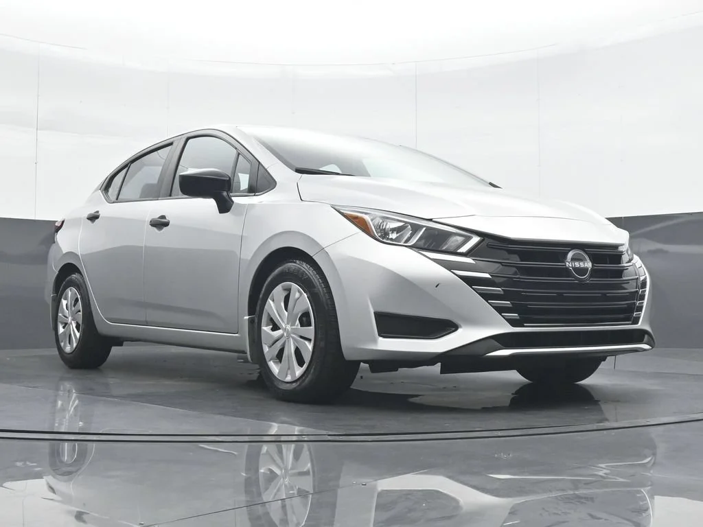 Used 2024 Silver Nissan 1.6 S image 35
